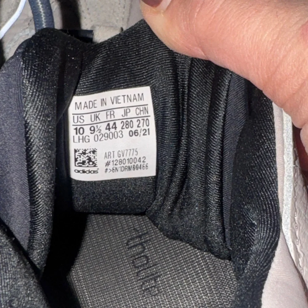 Adidas Yeezy 500 High Mist Stone - Picture 5 of 6